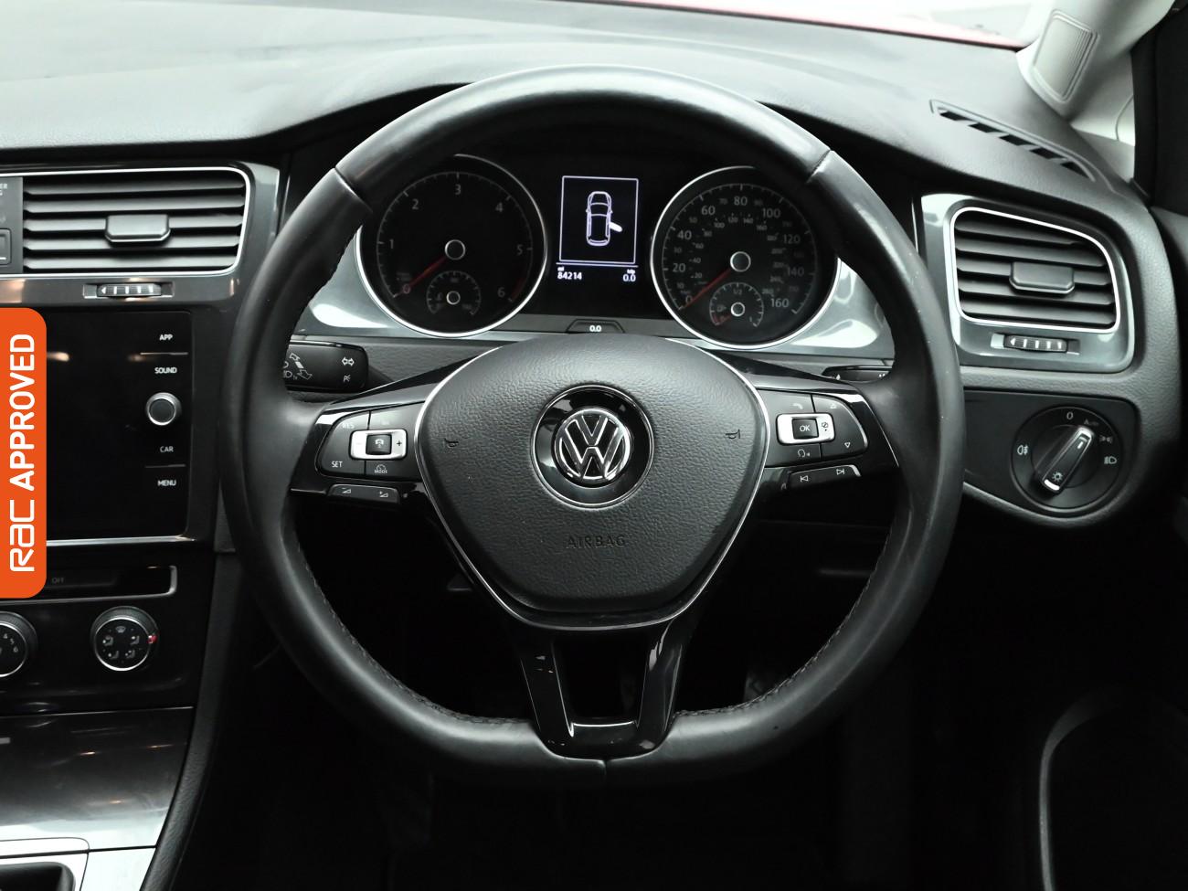 Used Volkswagen Golf 2017 for sale - 77675063: Photo 9