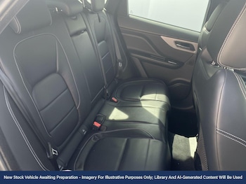 Used Jaguar F-Pace 2018 for sale - 76985229: Photo