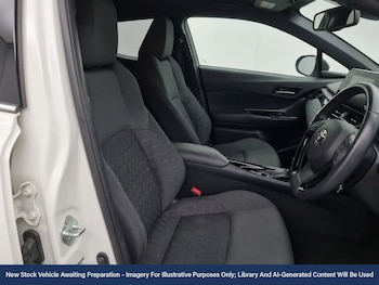 Used Toyota C-HR 2021 for sale - 78592230: Photo
