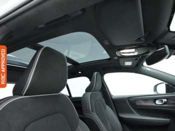 Used Volvo XC40 2023 for sale - 74439335: Photo