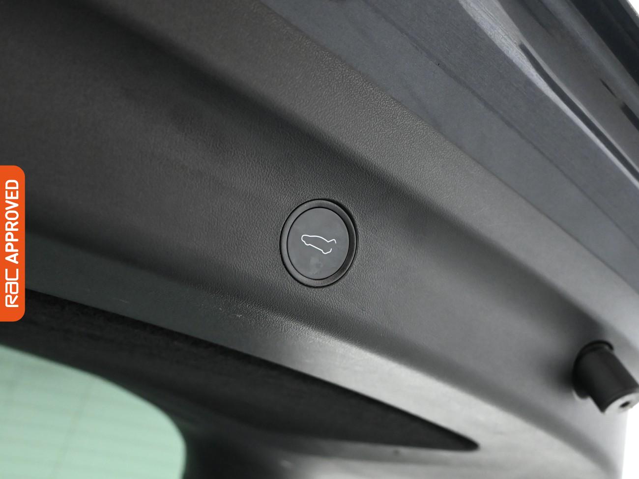 Used Tesla Model Y 2022 for sale - 77520307: Photo 30