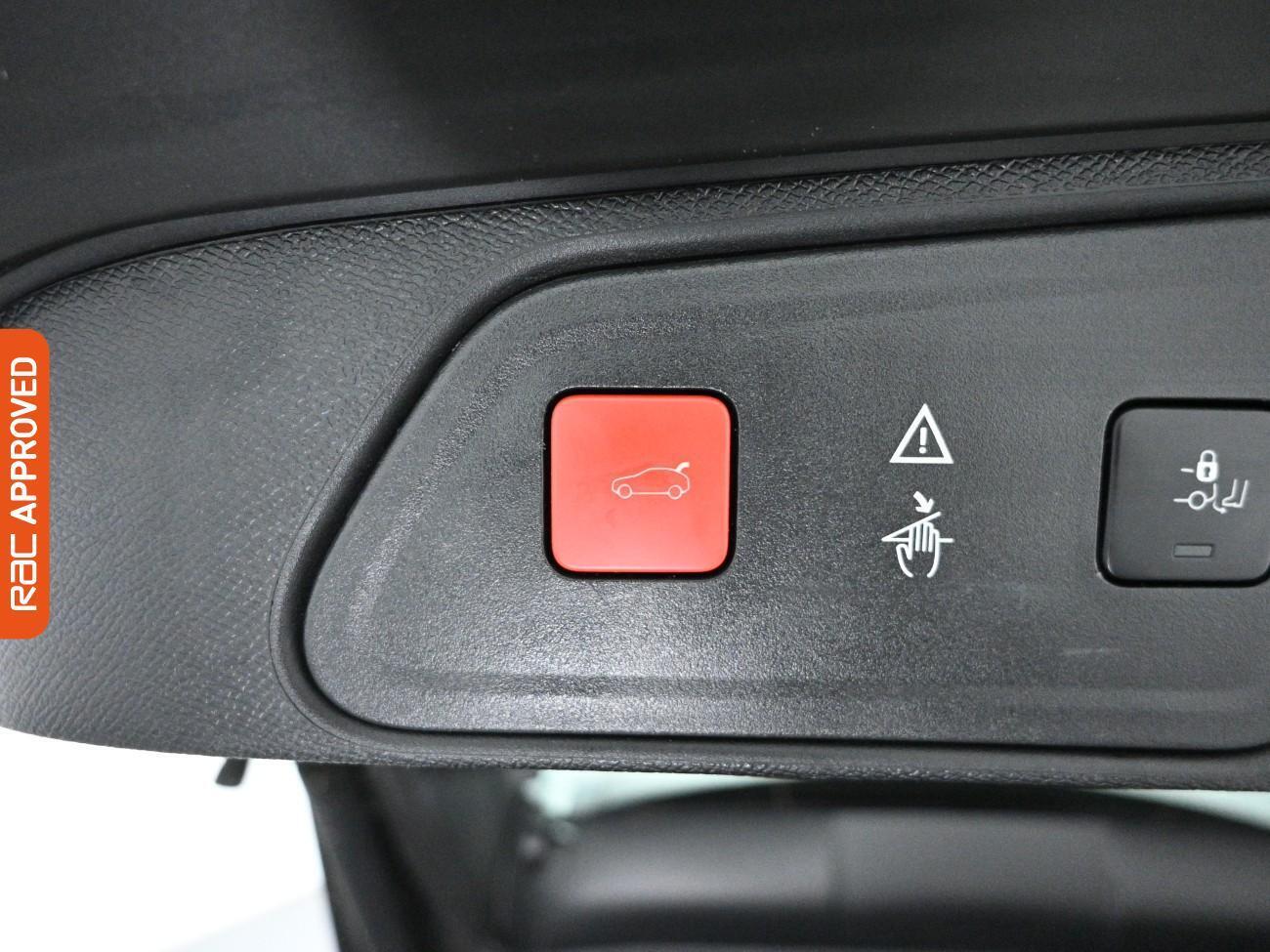 Used Peugeot 3008 2019 for sale - 77951755: Photo 25