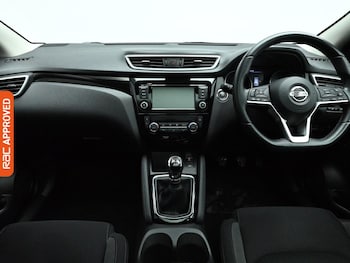 Used Nissan Qashqai 2021 for sale - 77935741: Photo