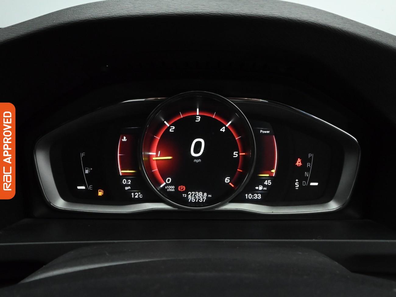 Used Volvo V60 2016 for sale - 76890197: Photo 11