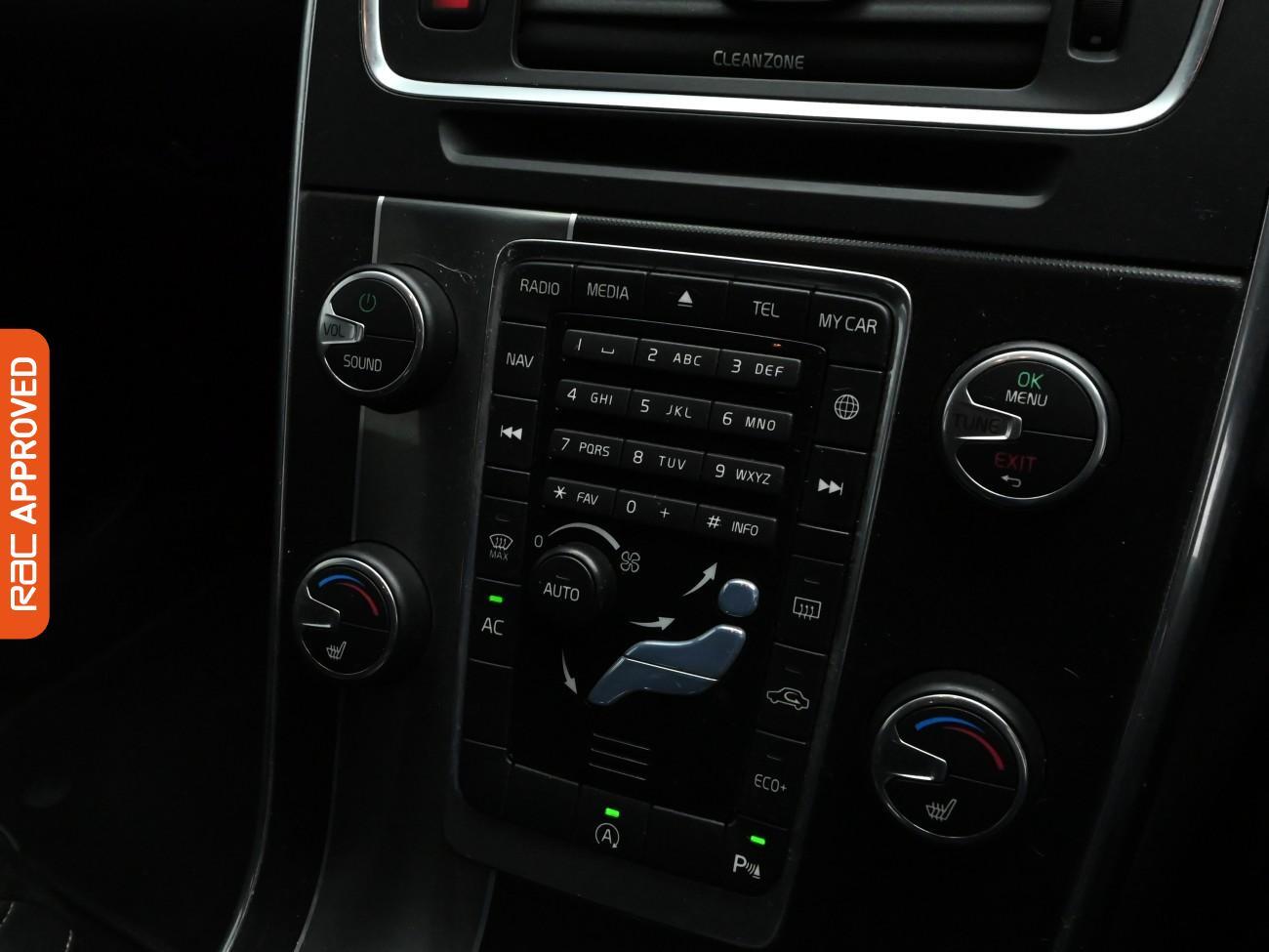 Used Volvo V60 2016 for sale - 76890197: Photo 15