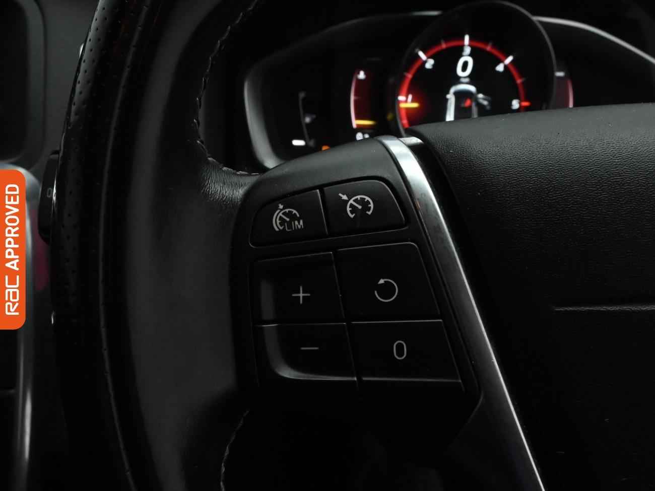 Used Volvo V60 2016 for sale - 76890197: Photo 23