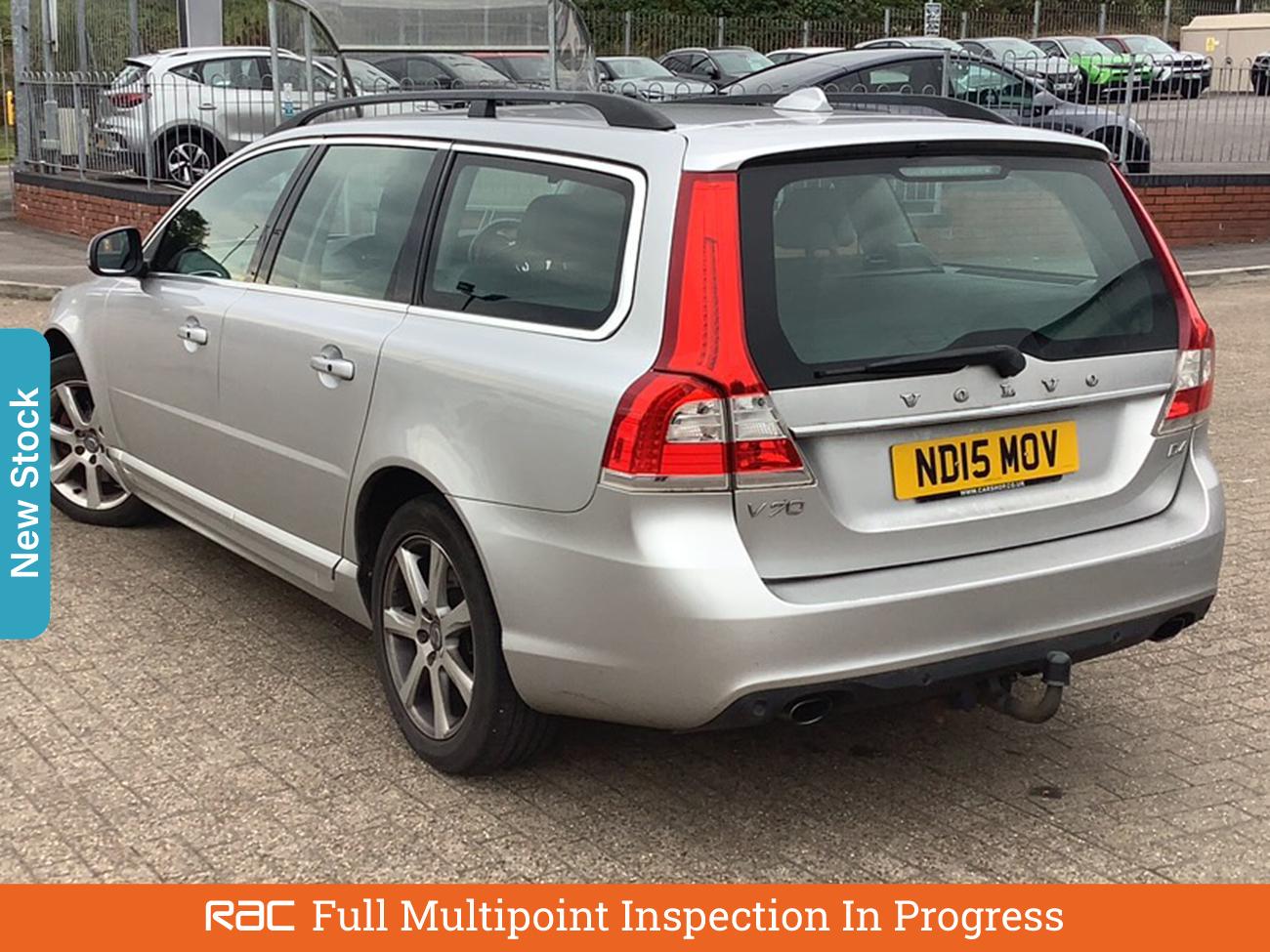 Used Volvo V70 2015 for sale - 76170274: Photo 2