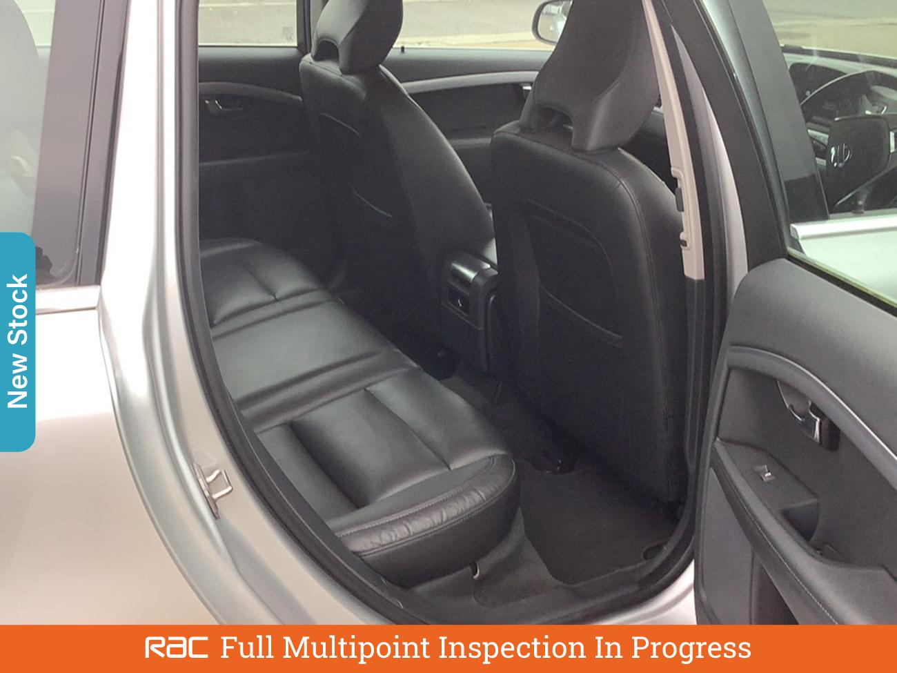 Used Volvo V70 2015 for sale - 76170274: Photo 4
