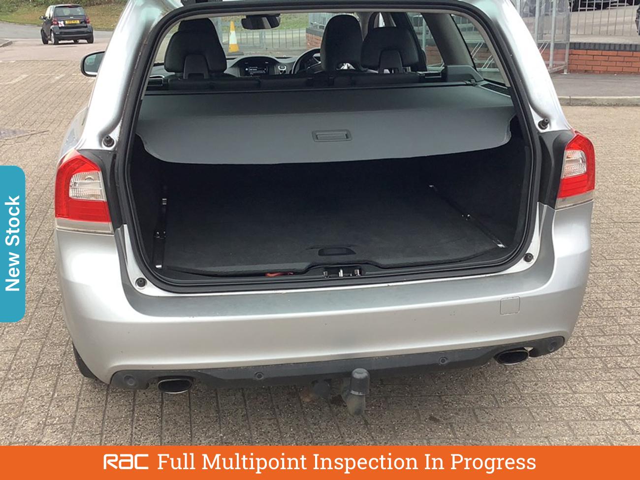 Used Volvo V70 2015 for sale - 76170274: Photo 6