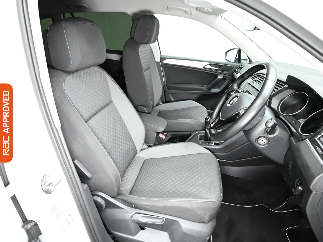 Used Volkswagen Tiguan 2019 for sale - 76711893: Photo 12