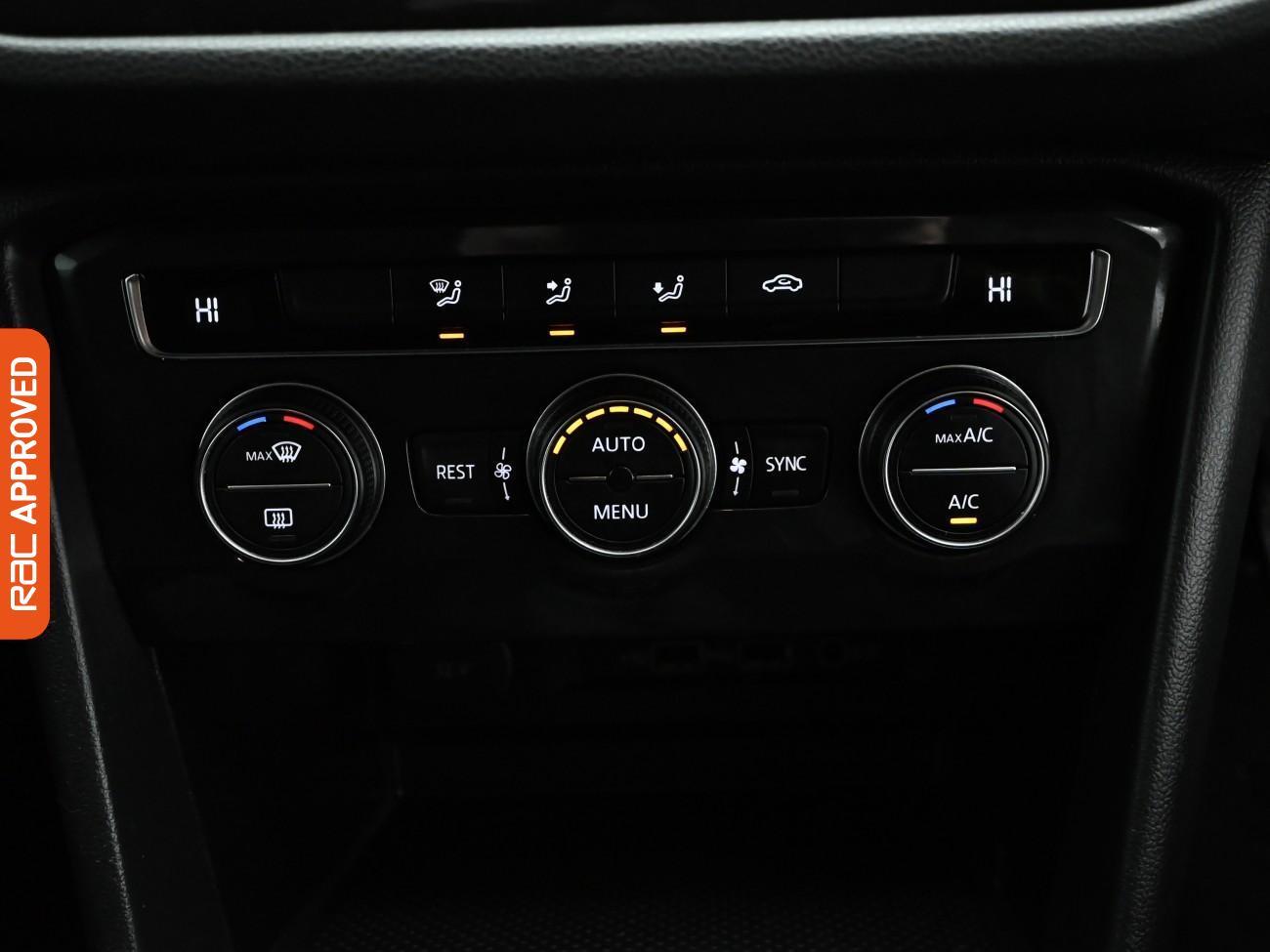 Used Volkswagen Tiguan 2019 for sale - 76711893: Photo 17