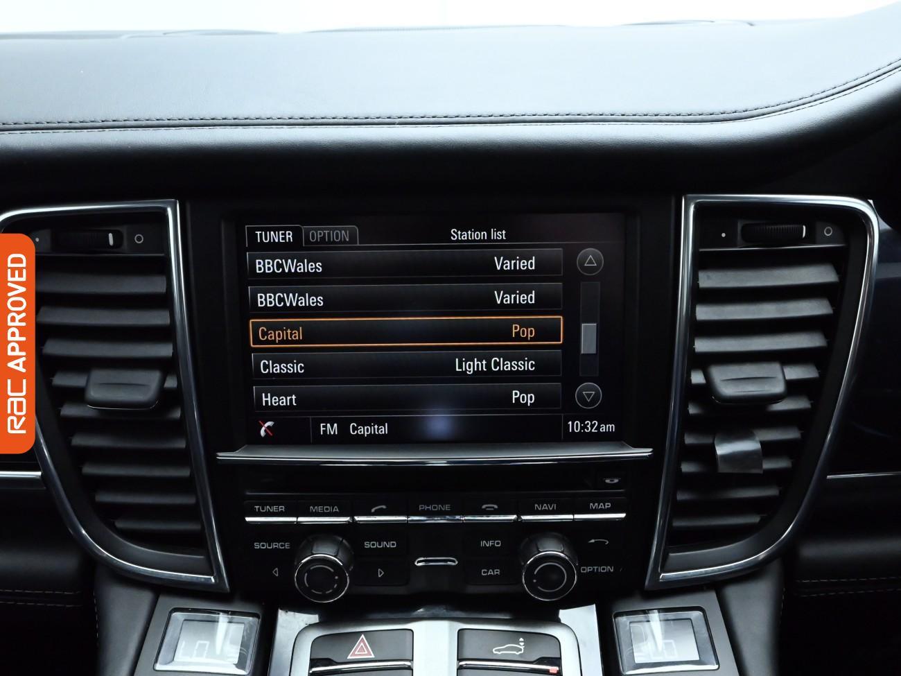 Used Porsche Panamera 2013 for sale - 77158779: Photo 24