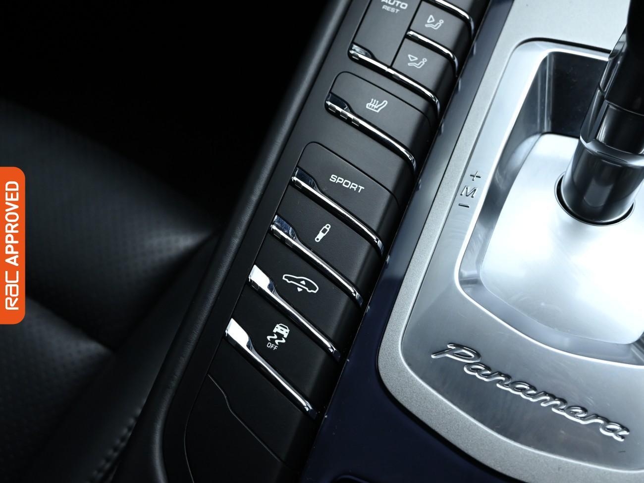 Used Porsche Panamera 2013 for sale - 77158779: Photo 26