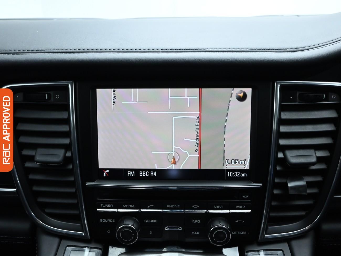 Used Porsche Panamera 2013 for sale - 77158779: Photo 3