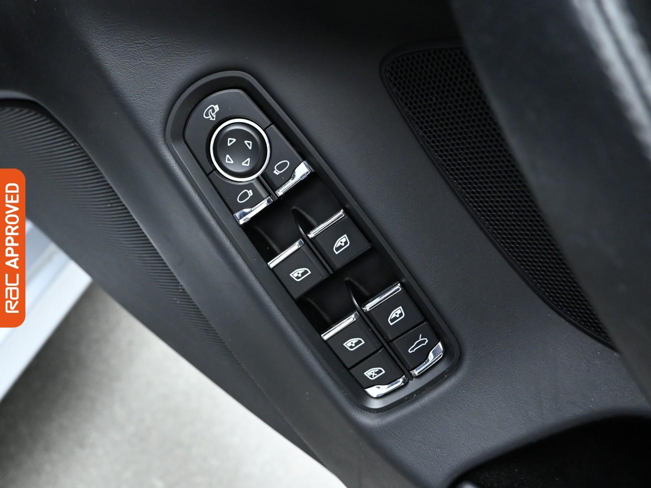 Used Porsche Panamera 2013 for sale - 77158779: Photo 40