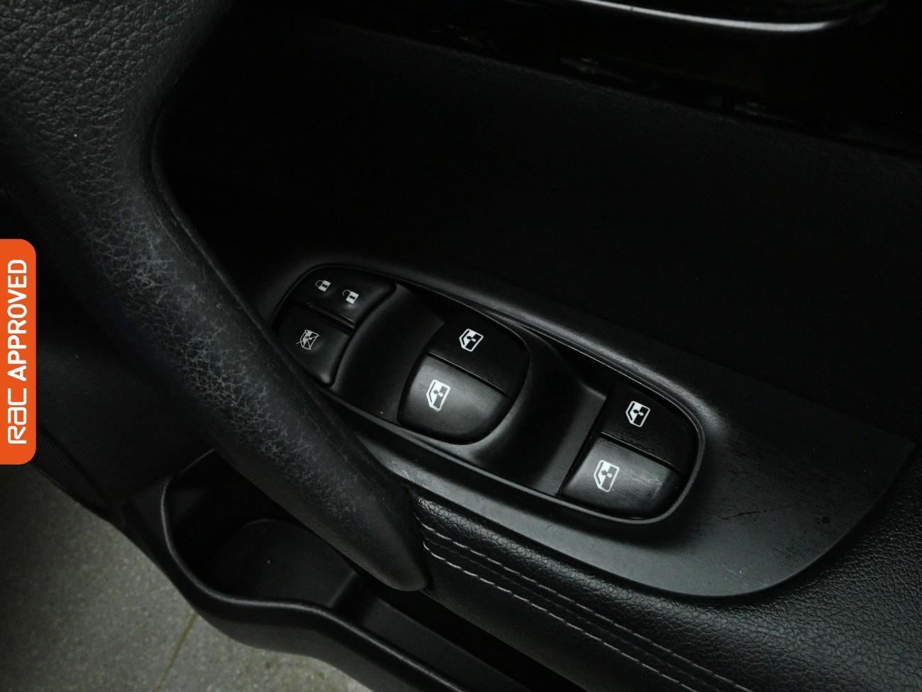 Used Nissan Qashqai 2018 for sale - 77577726: Photo 24