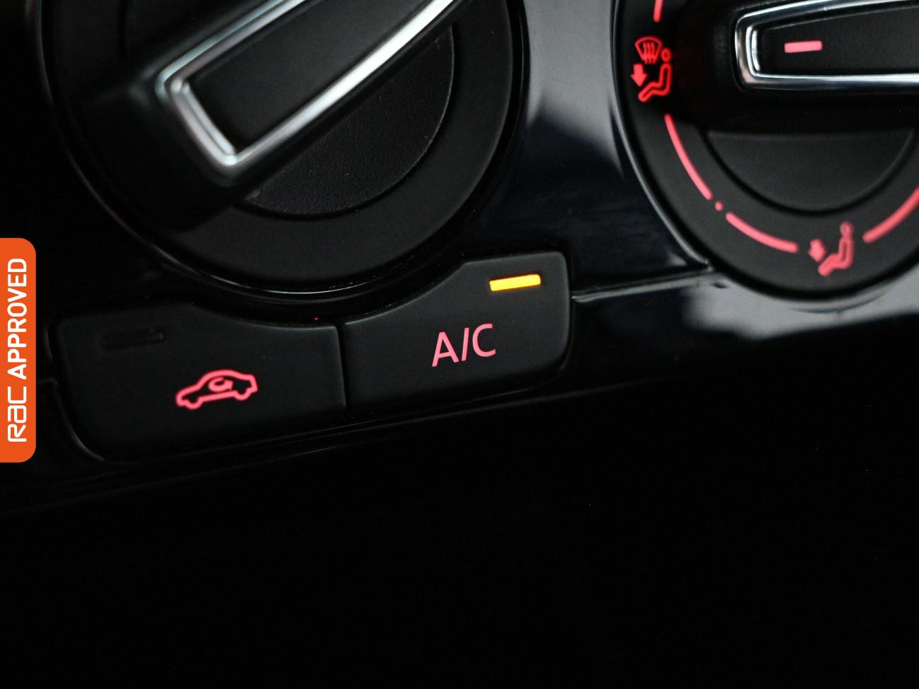 Used Volkswagen Polo 2016 for sale - 77834945: Photo 16