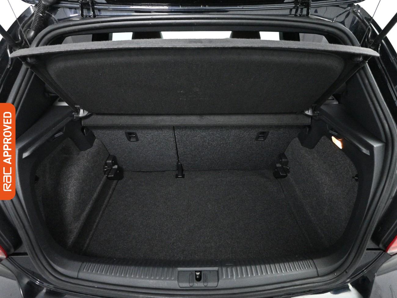 Used Volkswagen Polo 2016 for sale - 77834945: Photo 22