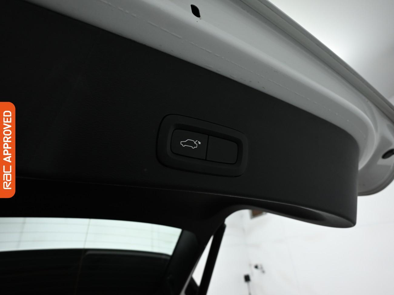 Used Volvo XC40 2021 for sale - 76723830: Photo 16