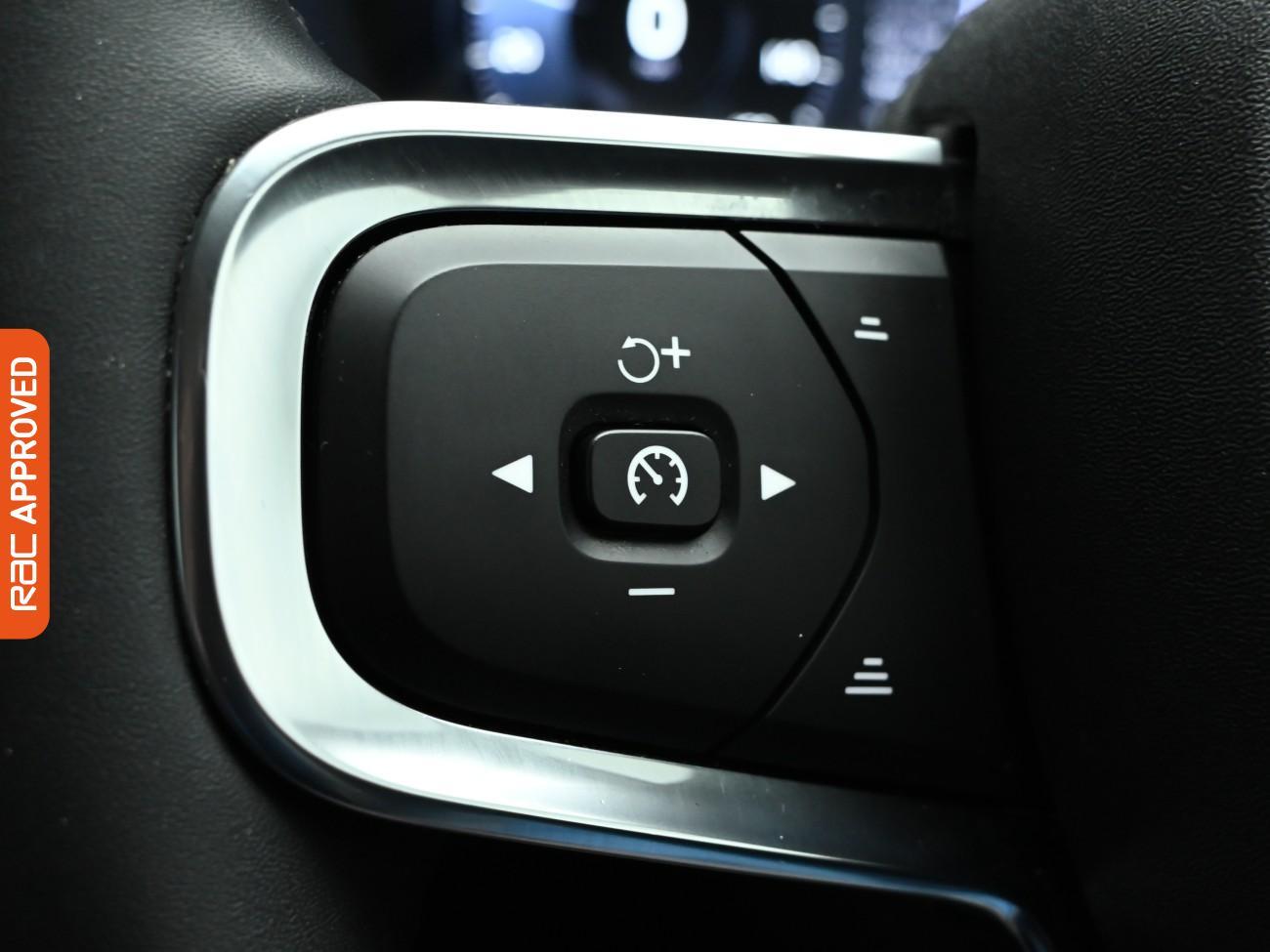 Used Volvo XC40 2021 for sale - 76723830: Photo 25