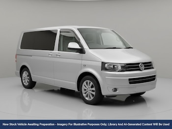 Used Volkswagen Caravelle 2015 for sale - 76462232: Photo