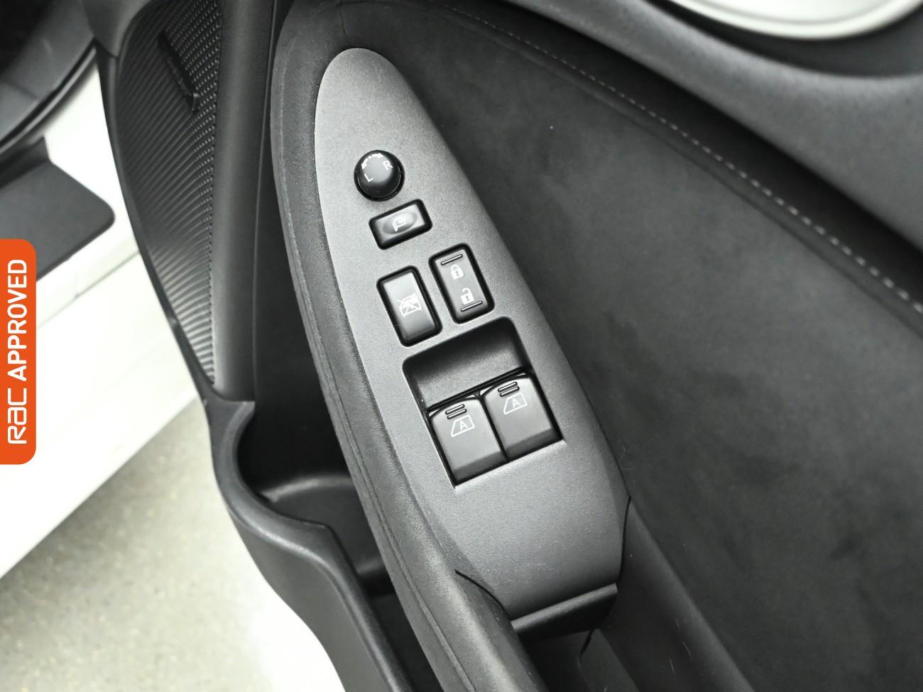 Used Nissan 370 Z 2020 for sale - 76436777: Photo 21