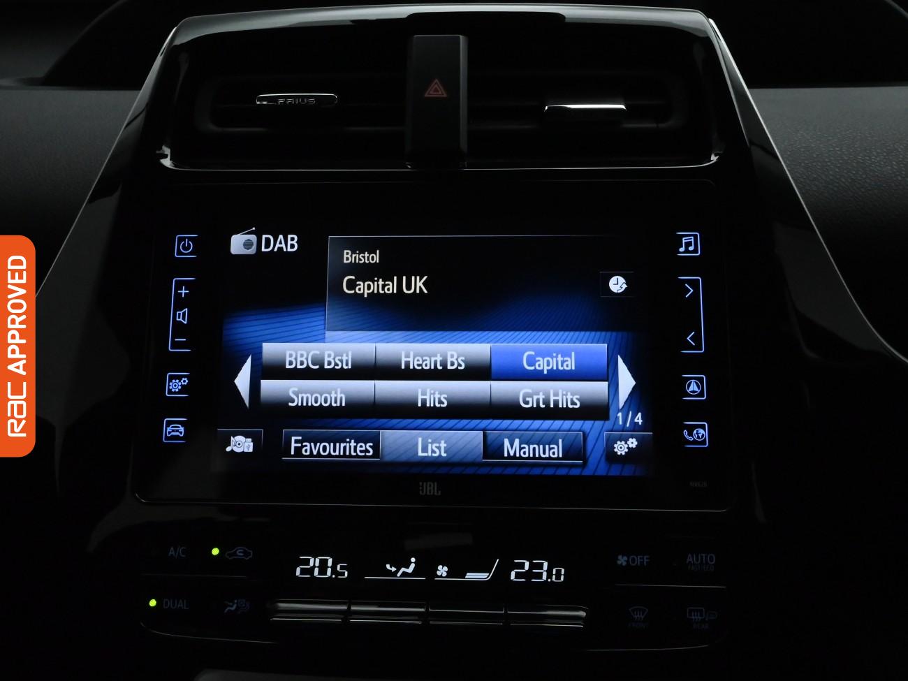 Used Toyota Prius 2018 for sale - 76789570: Photo 18