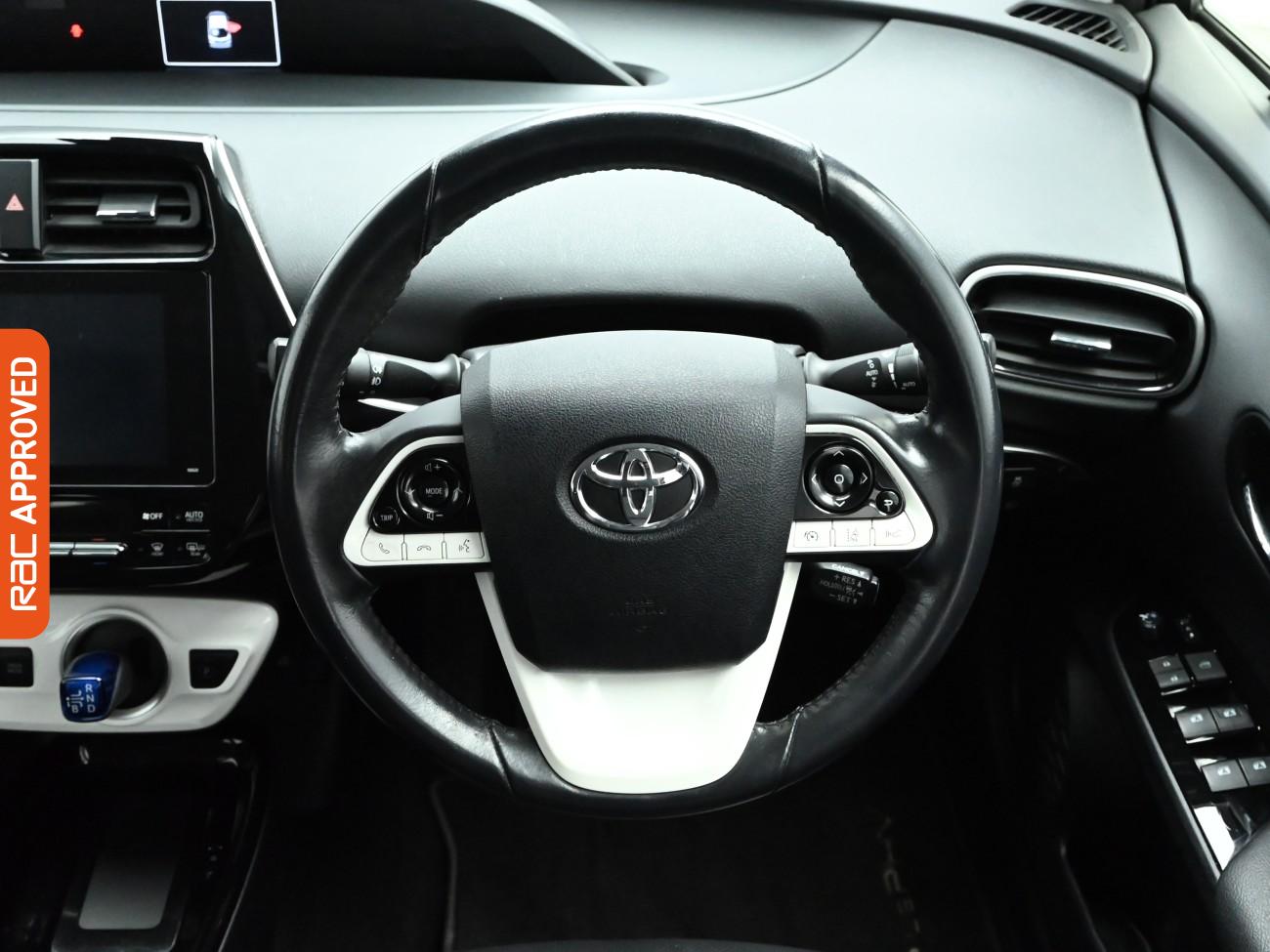 Used Toyota Prius 2018 for sale - 76789570: Photo 9