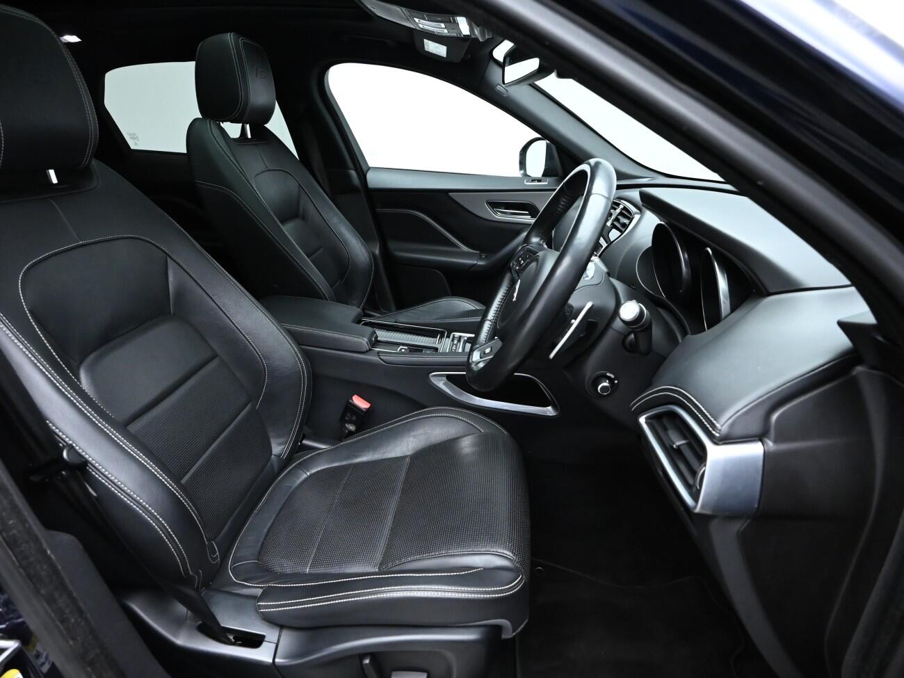 Used Jaguar F-Pace 2017 for sale - 77117866: Photo 12