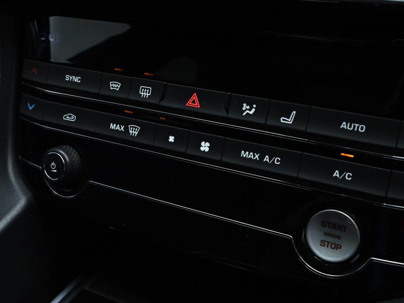 Used Jaguar F-Pace 2017 for sale - 77117866: Photo 19