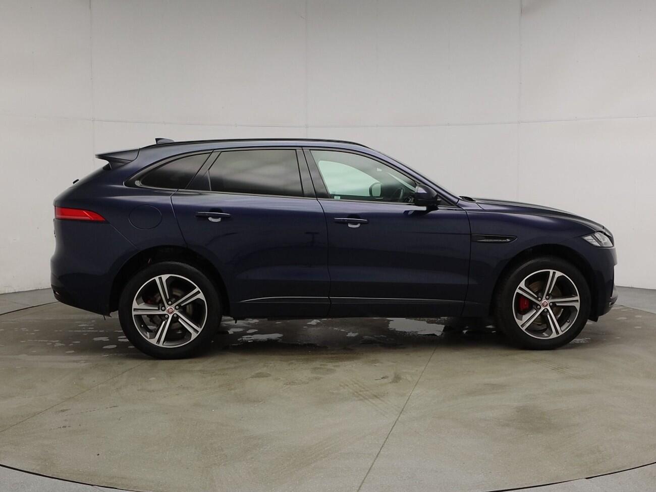 Used Jaguar F-Pace 2017 for sale - 77117866: Photo 6