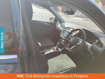 Used Volkswagen Tiguan 2021 for sale - 75440802: Photo