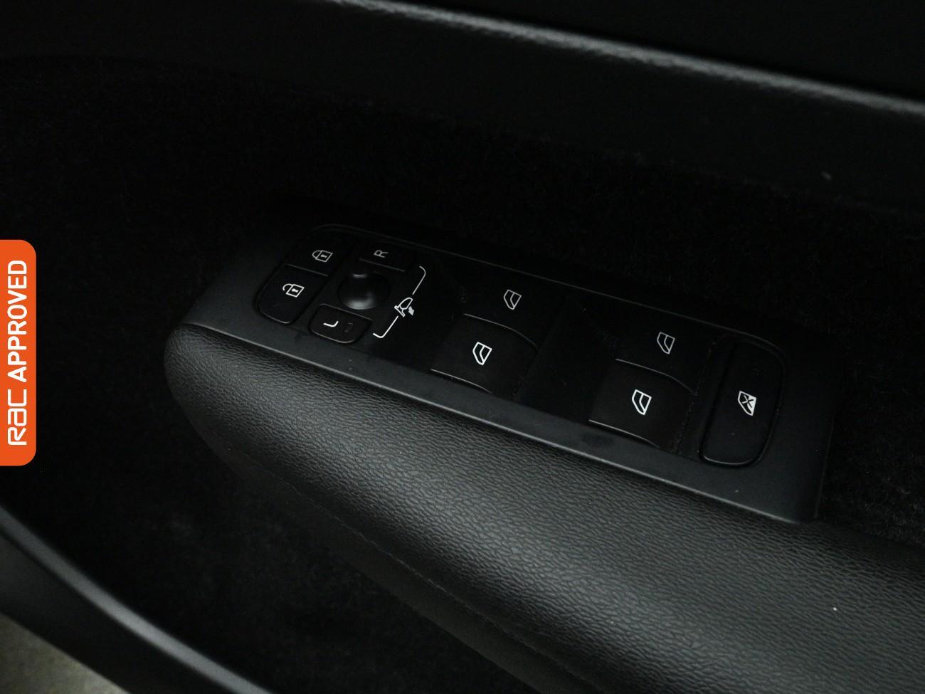 Used Volvo XC40 2019 for sale - 77914316: Photo 26