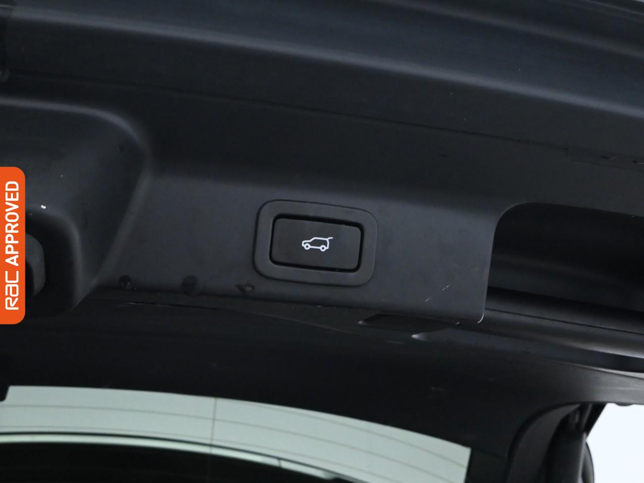 Used Jaguar F-Pace 2019 for sale - 76373888: Photo 28