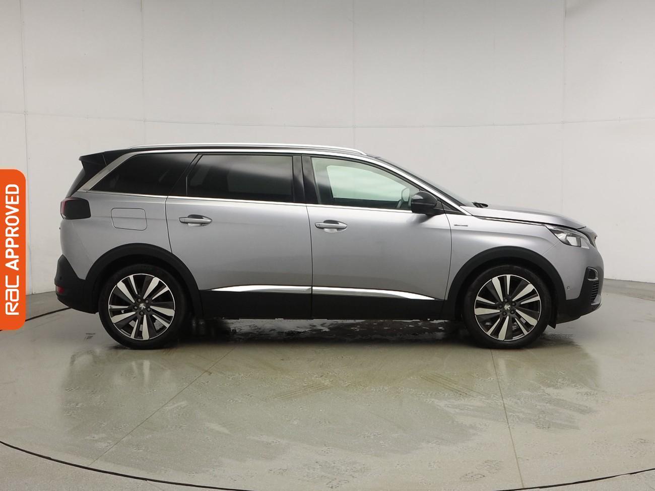 Used Peugeot 5008 2017 for sale - 77878901: Photo 6