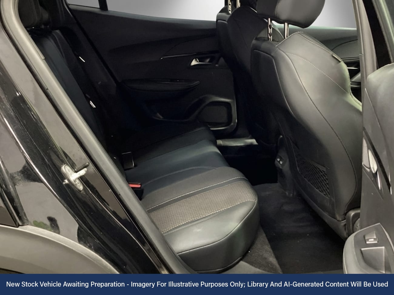 Used Peugeot E-2008 2023 for sale - 78121057: Photo 4