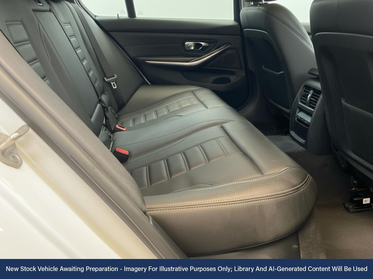 Used BMW i4 2022 for sale - 76750785: Photo 4