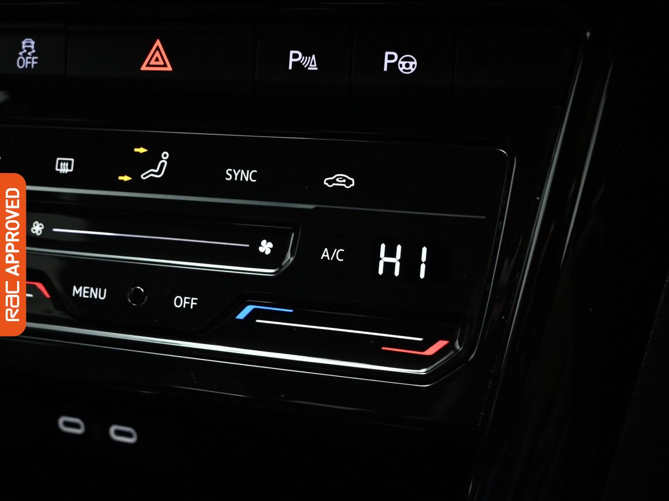 Used Volkswagen T-Roc 2023 for sale - 77286963: Photo 23