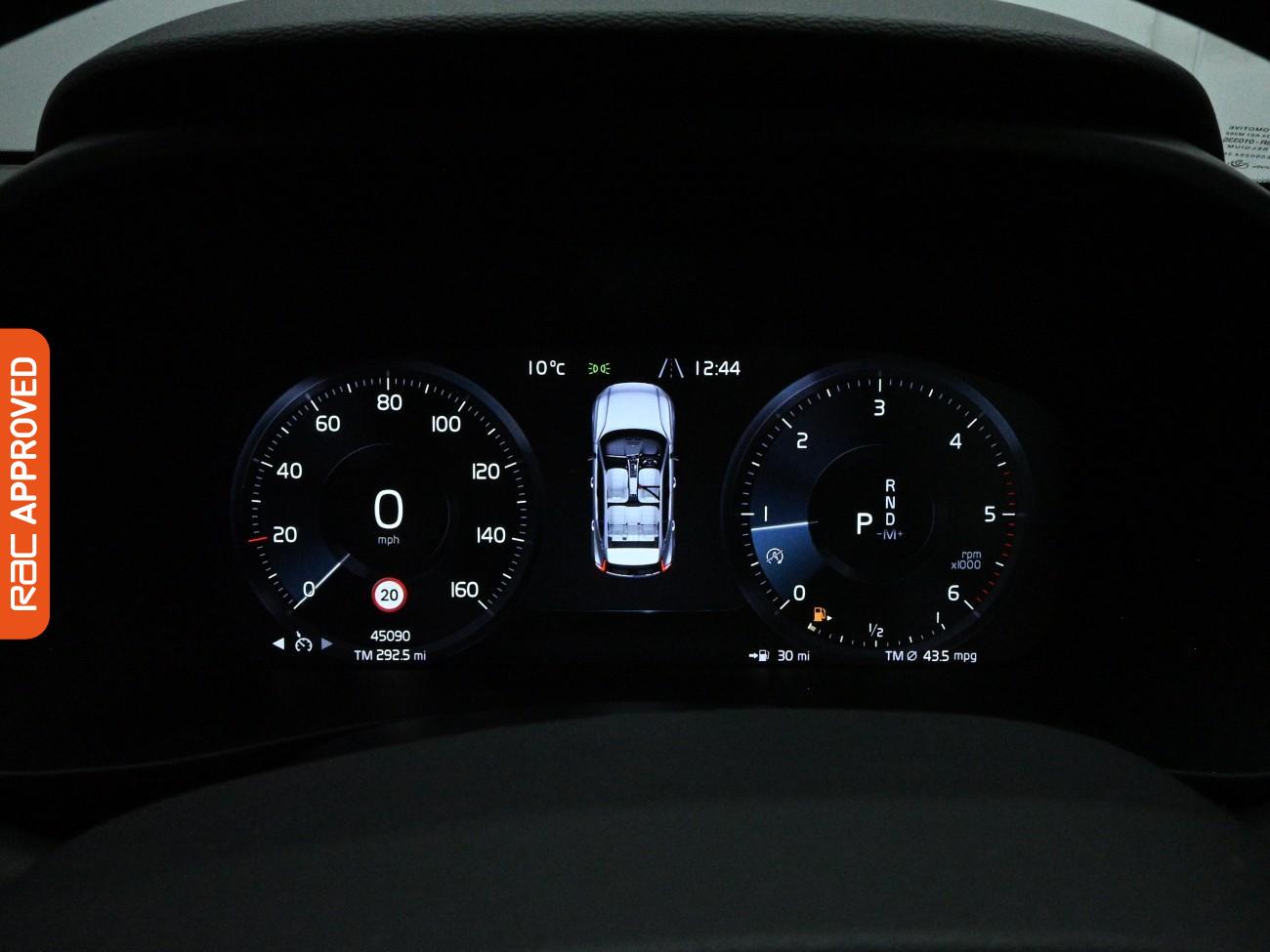 Used Volvo XC40 2020 for sale - 77872549: Photo 11