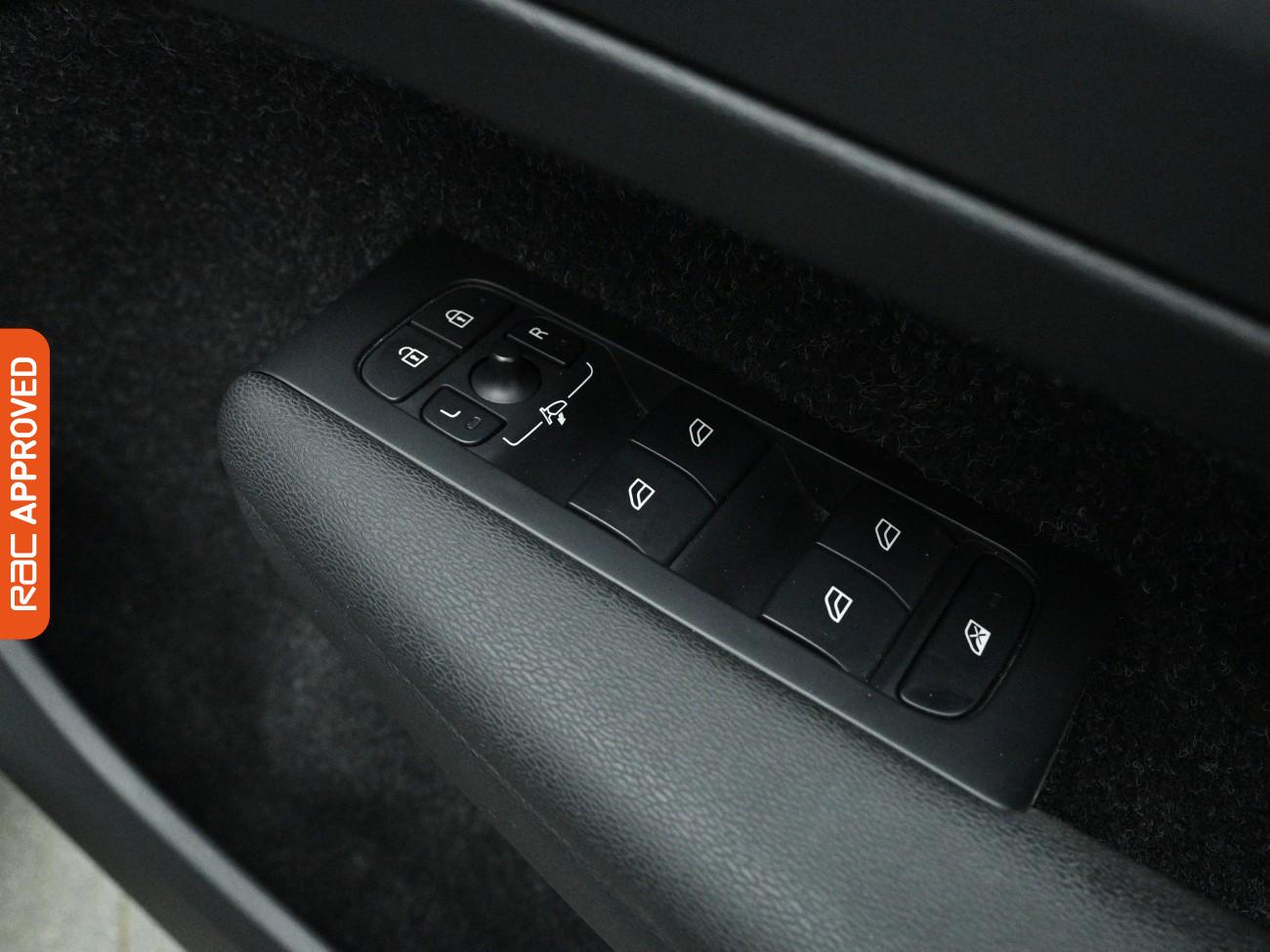 Used Volvo XC40 2020 for sale - 77872549: Photo 23