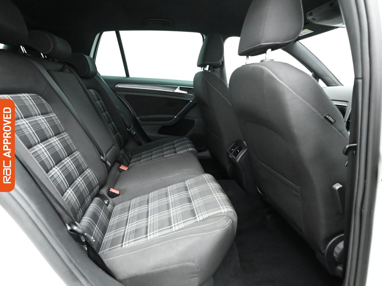 Used Volkswagen Golf 2017 for sale - 77555604: Photo 13