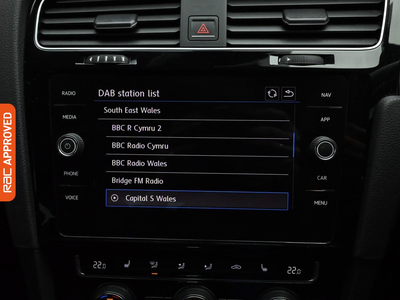 Used Volkswagen Golf 2017 for sale - 77555604: Photo 22