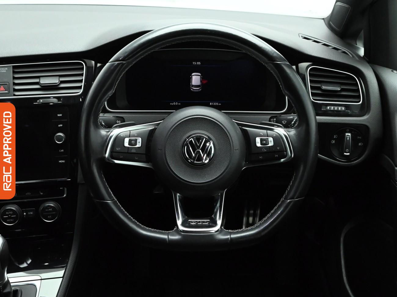Used Volkswagen Golf 2017 for sale - 77555604: Photo 9