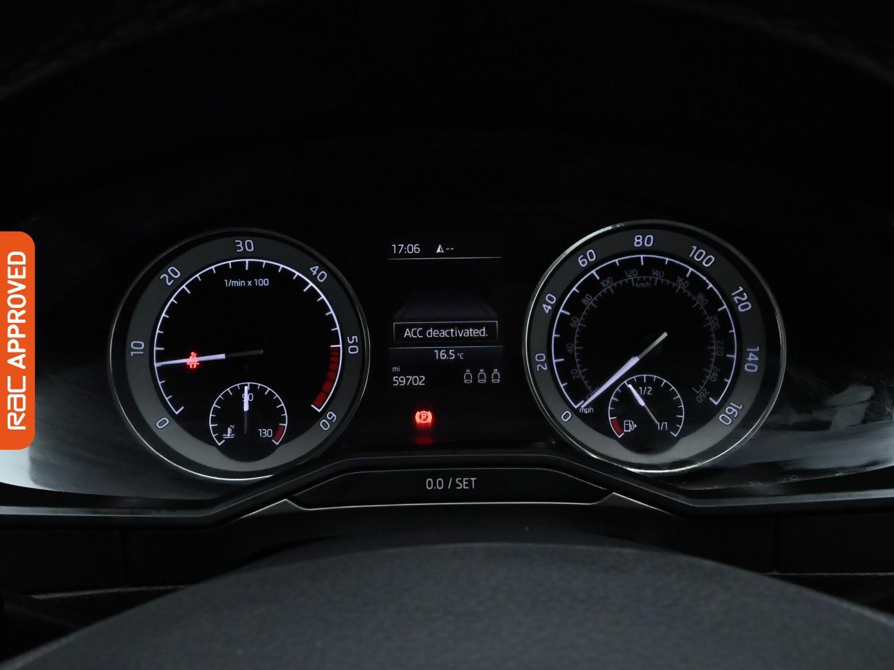 Used Skoda Superb 2020 for sale - 76065232: Photo 11