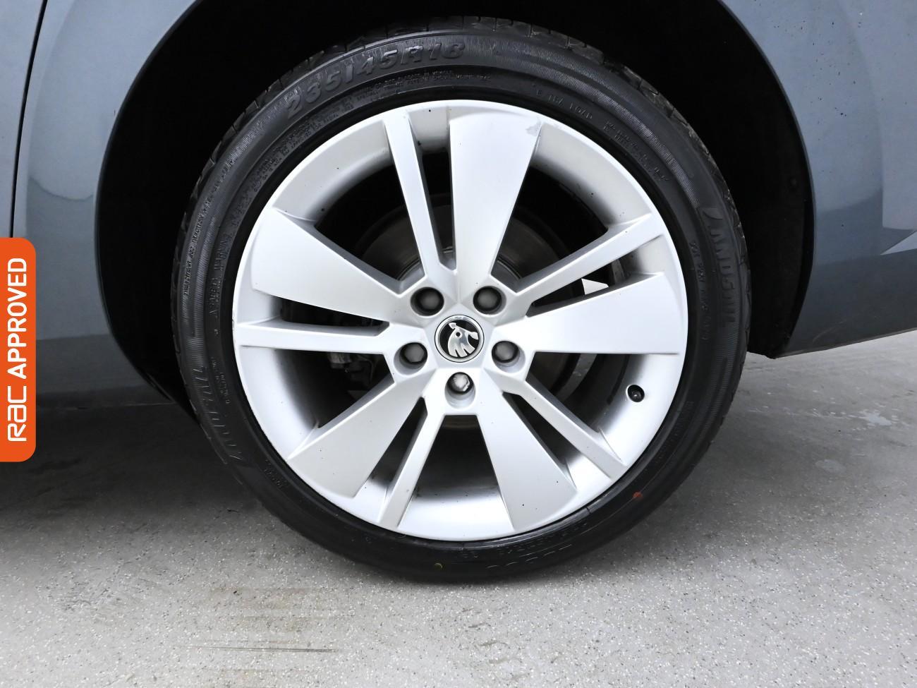 Used Skoda Superb 2020 for sale - 76065232: Photo 14