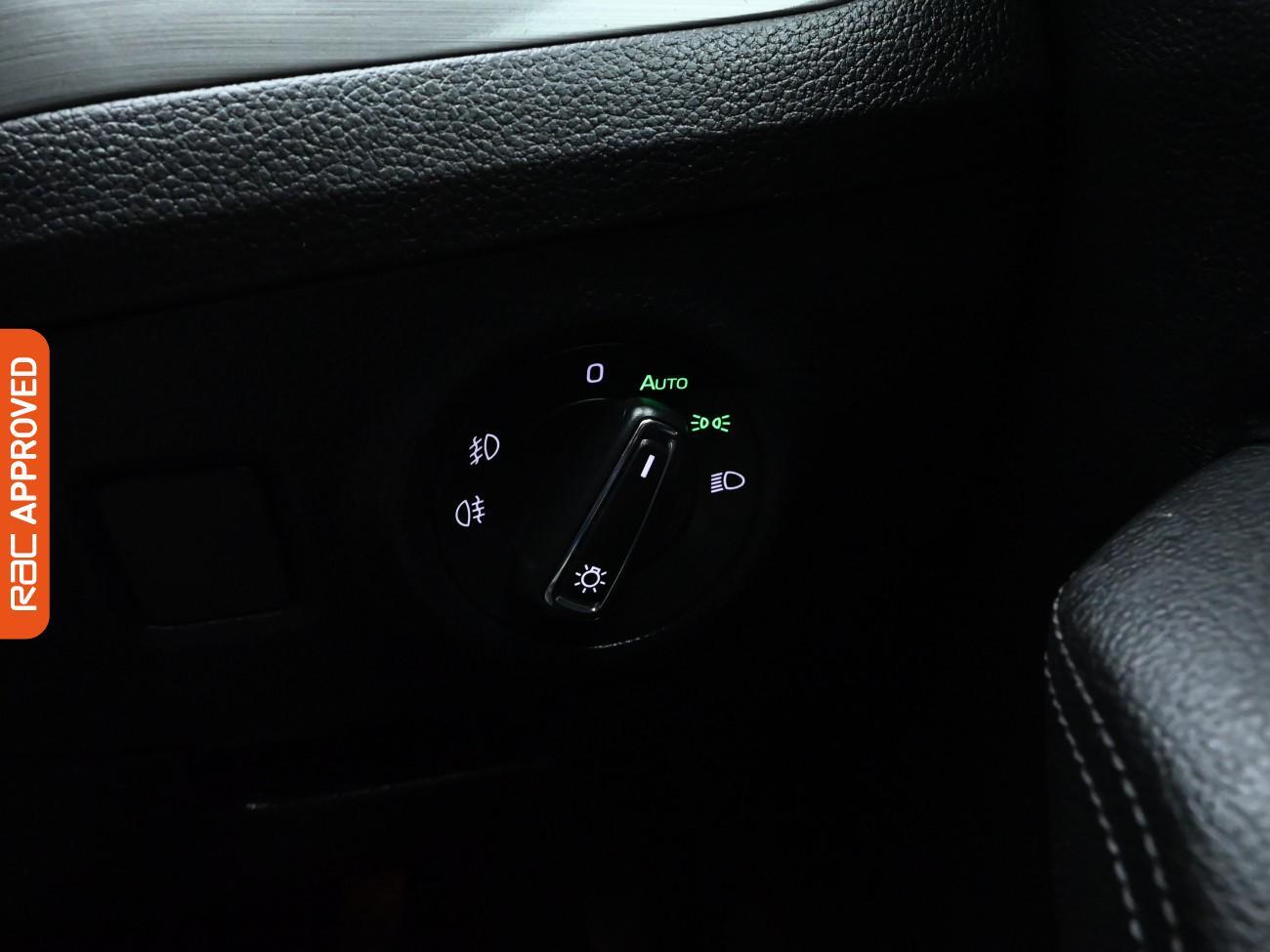 Used Skoda Superb 2020 for sale - 76065232: Photo 23