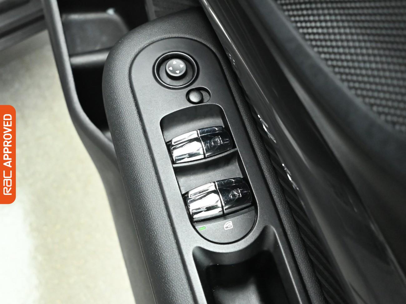 Used MINI Clubman 2016 for sale - 77382370: Photo 23