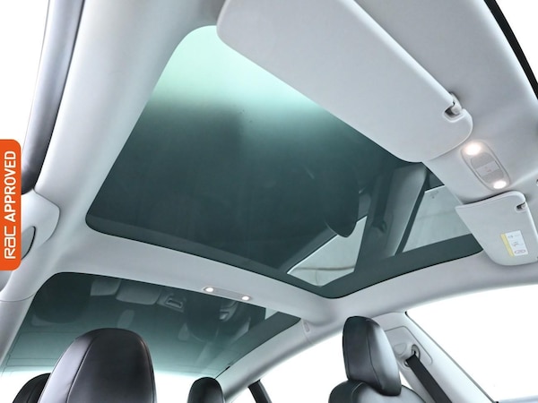 Used Tesla Model 3 2019 for sale - 75626472: Photo 3