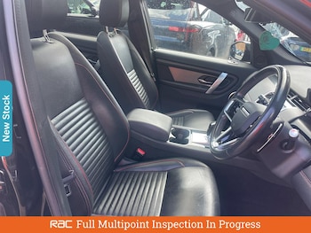 Used Land Rover Discovery Sport 2021 for sale - 75592642: Photo