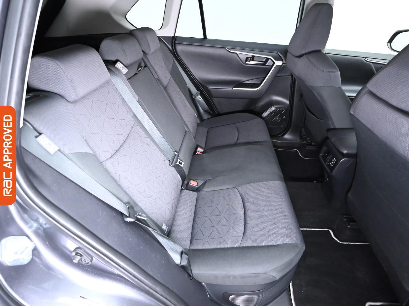 Used Toyota RAV4 2021 for sale - 76298735: Photo 13